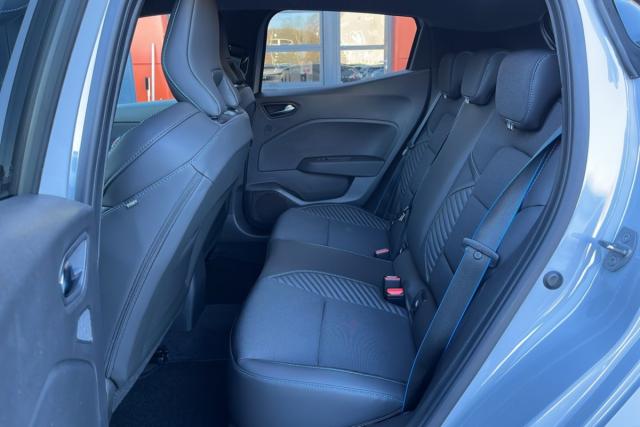 Renault Clio image 8