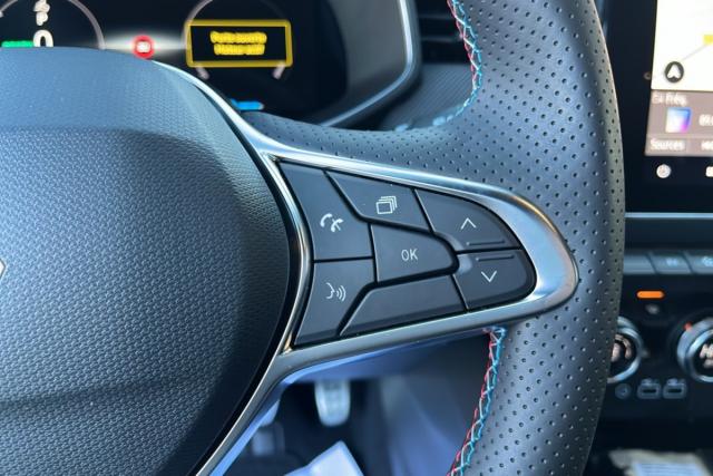 Renault Clio image 2