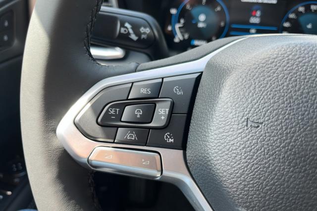 Volkswagen Amarok image 8