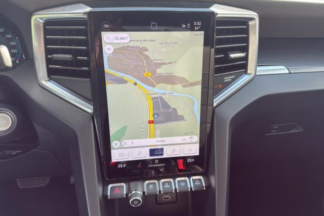 Volkswagen Amarok image 1