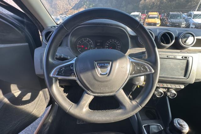 Dacia Duster image 2