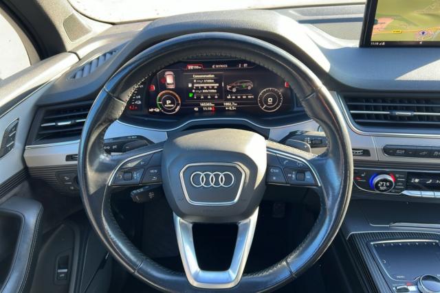 Audi Q7 image 2