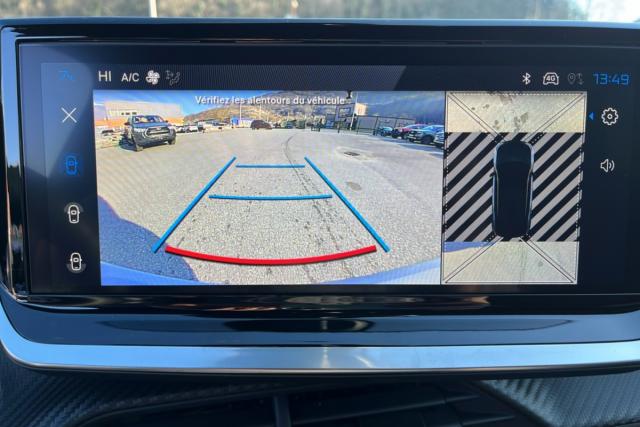 Peugeot 2008 image 2