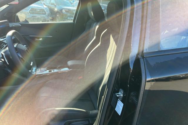 Peugeot 2008 image 1