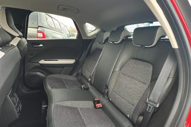 Renault Captur image 6