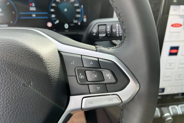 Volkswagen Amarok image 8