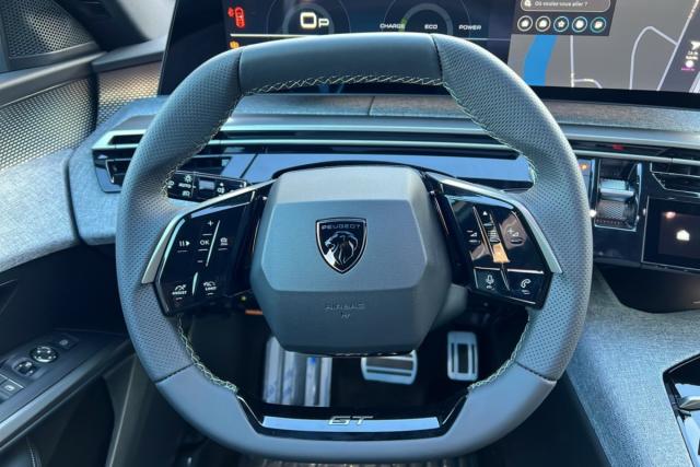 Peugeot 3008 image 1