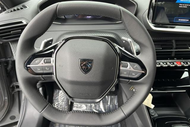 Peugeot 2008 image 7