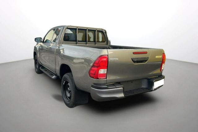 Toyota Hilux image 3