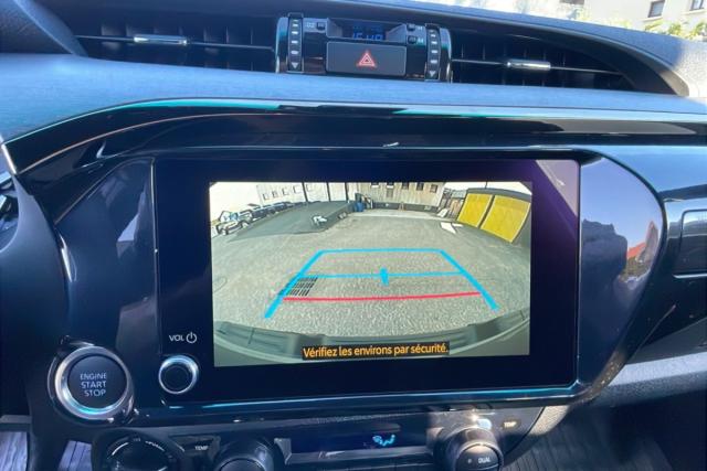 Toyota Hilux image 3