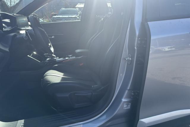 Peugeot 2008 image 3