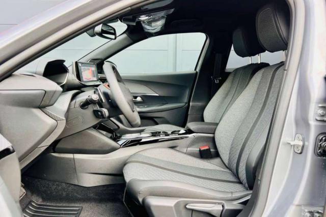 Peugeot 2008 image 6