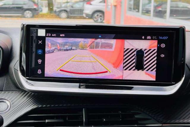 Peugeot 2008 image 2