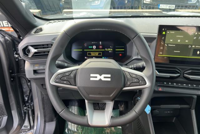 Dacia Duster image 9