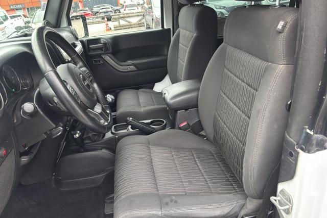 Jeep Wrangler image 8