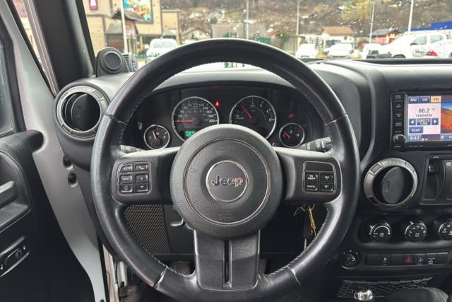 Jeep Wrangler image 2