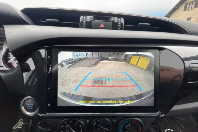 Toyota Hilux image 7