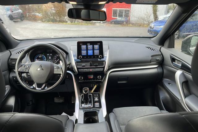 Mitsubishi Eclipse Cross image 8