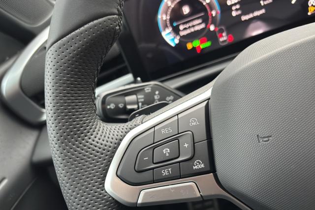 Volkswagen T-Roc image 1