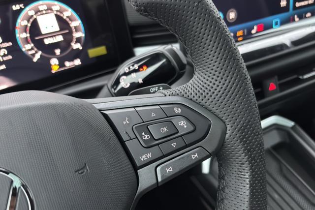 Volkswagen T-Roc image 6