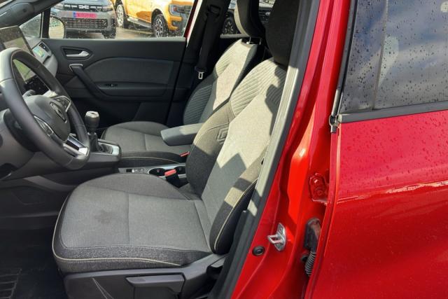 Renault Captur image 7