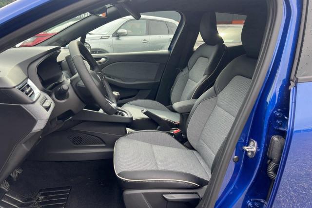 Renault Clio image 8