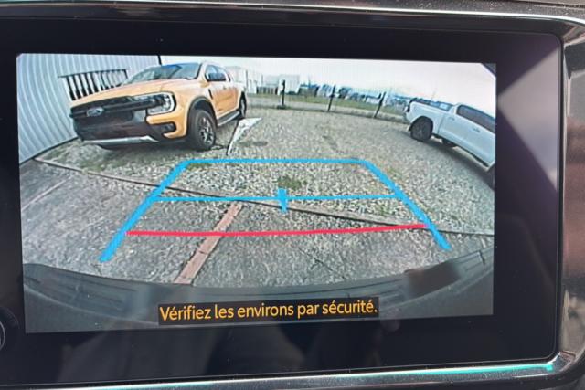 Toyota Hilux image 5