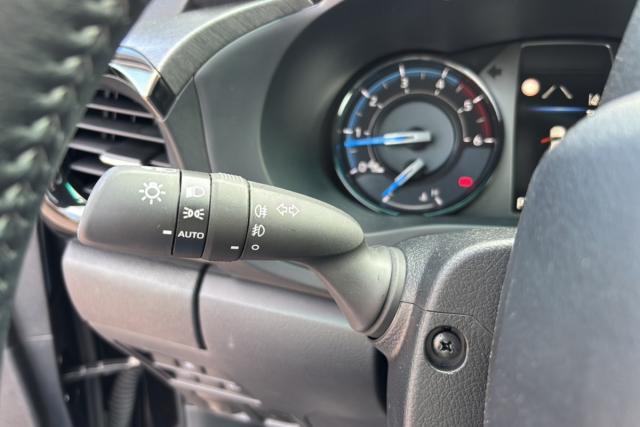 Toyota Hilux image 3