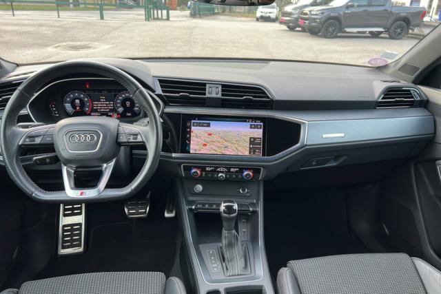 Audi Q3 image 1