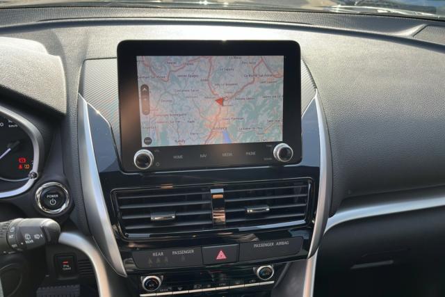 Mitsubishi Eclipse Cross image 9