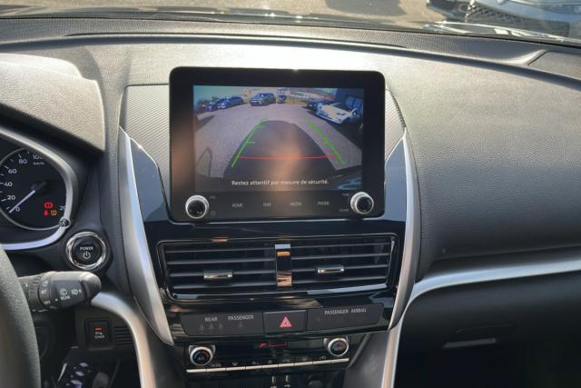 Mitsubishi Eclipse Cross image 8