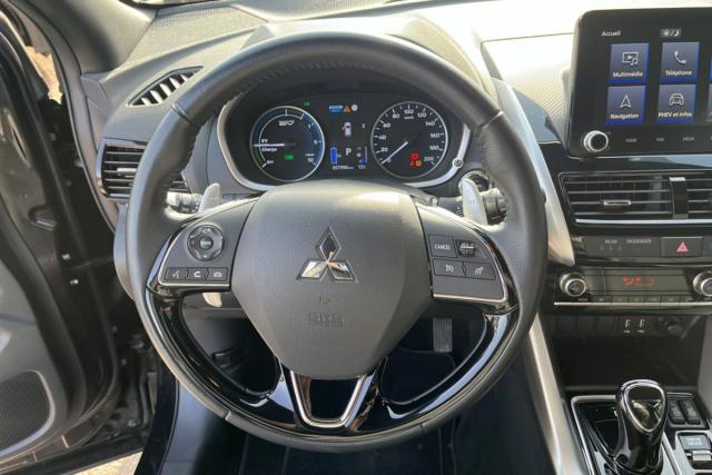 Mitsubishi Eclipse Cross image 2