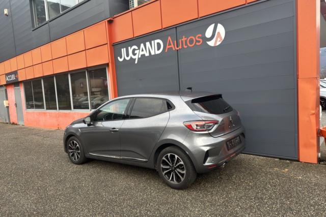 Renault Clio image 9