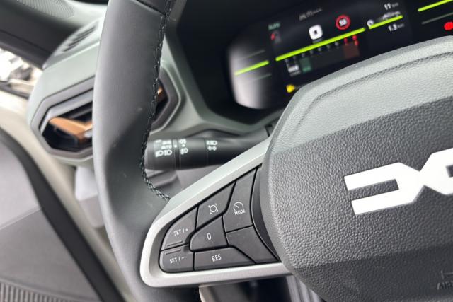 Dacia Duster image 8