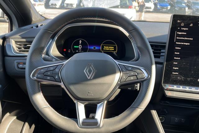 Renault Captur image 1