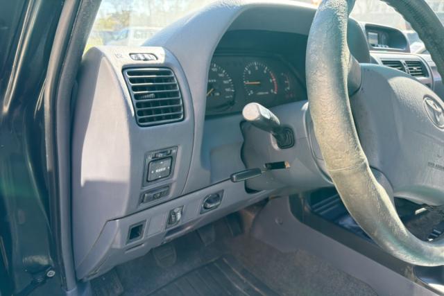 Toyota Land Cruiser image 7