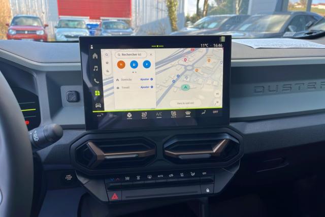 Dacia Duster image 1