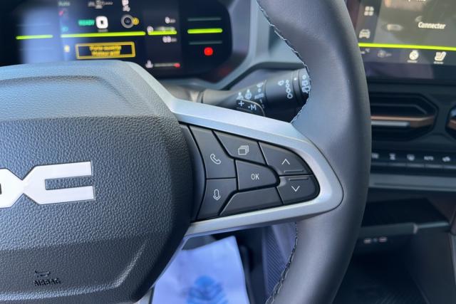 Dacia Duster image 2