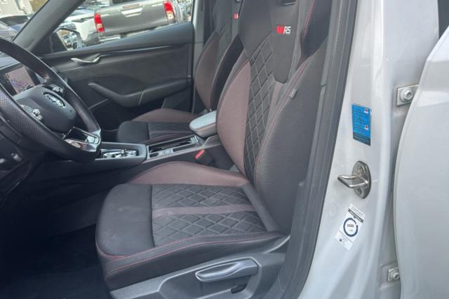 Skoda Octavia image 3