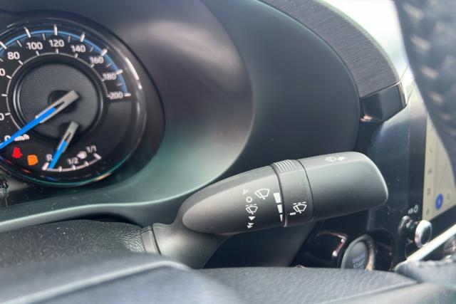 Toyota Hilux image 6