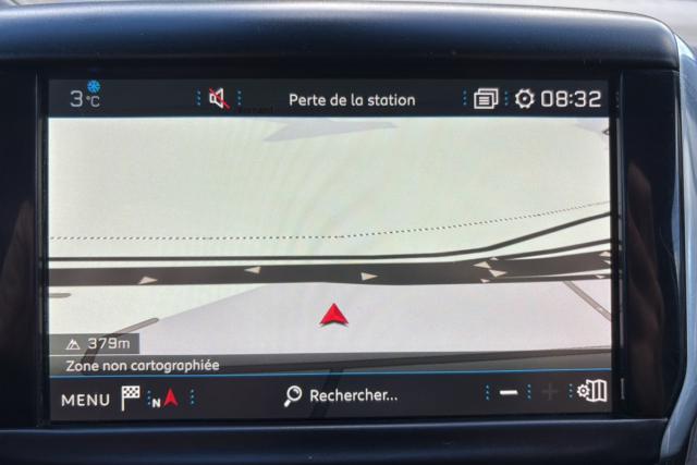 Peugeot 2008 image 9