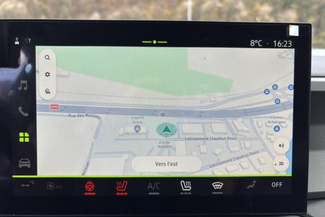 Dacia Duster image 1