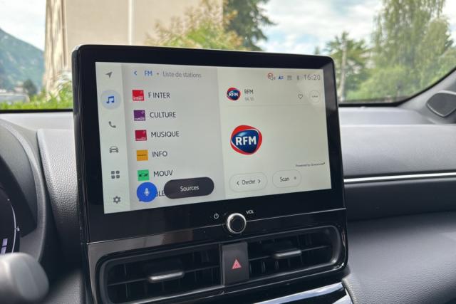 Toyota Yaris Cross image 1