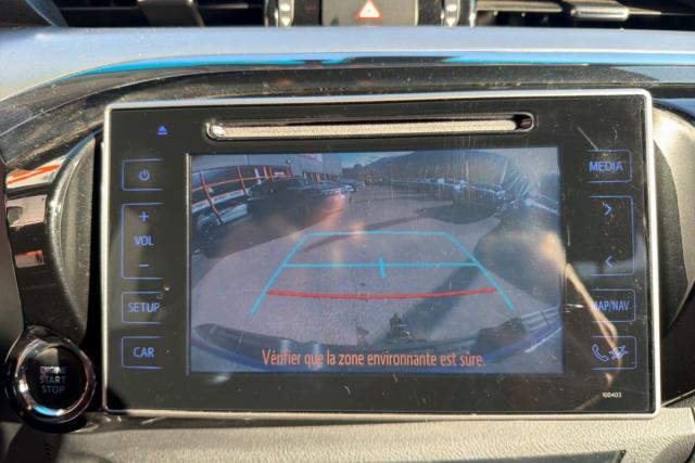 Toyota Hilux image 3