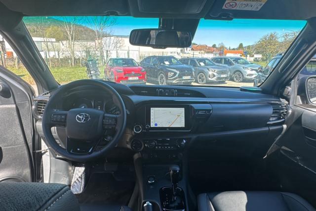 Toyota Hilux image 7