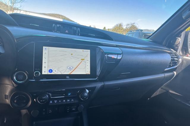 Toyota Hilux image 6