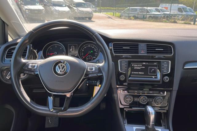 Volkswagen Golf image 4