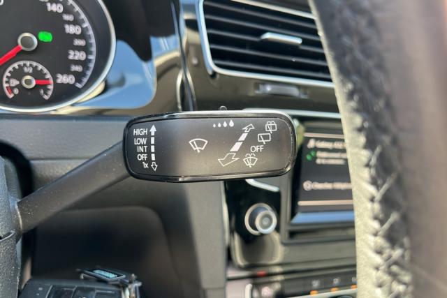 Volkswagen Golf image 5