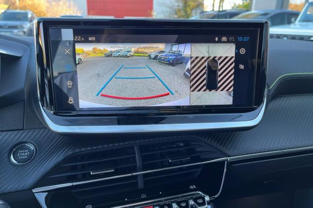 Peugeot 2008 image 6