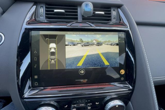 Jaguar E-Pace image 4